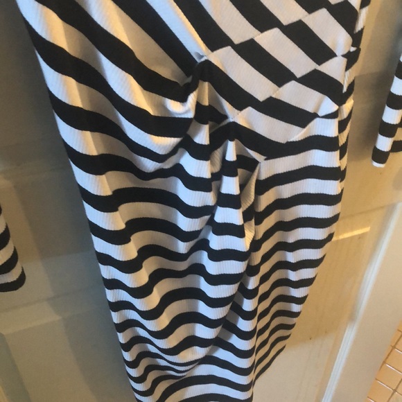 Black white stripe ruched  dress small casual - Picture 3 of 5
